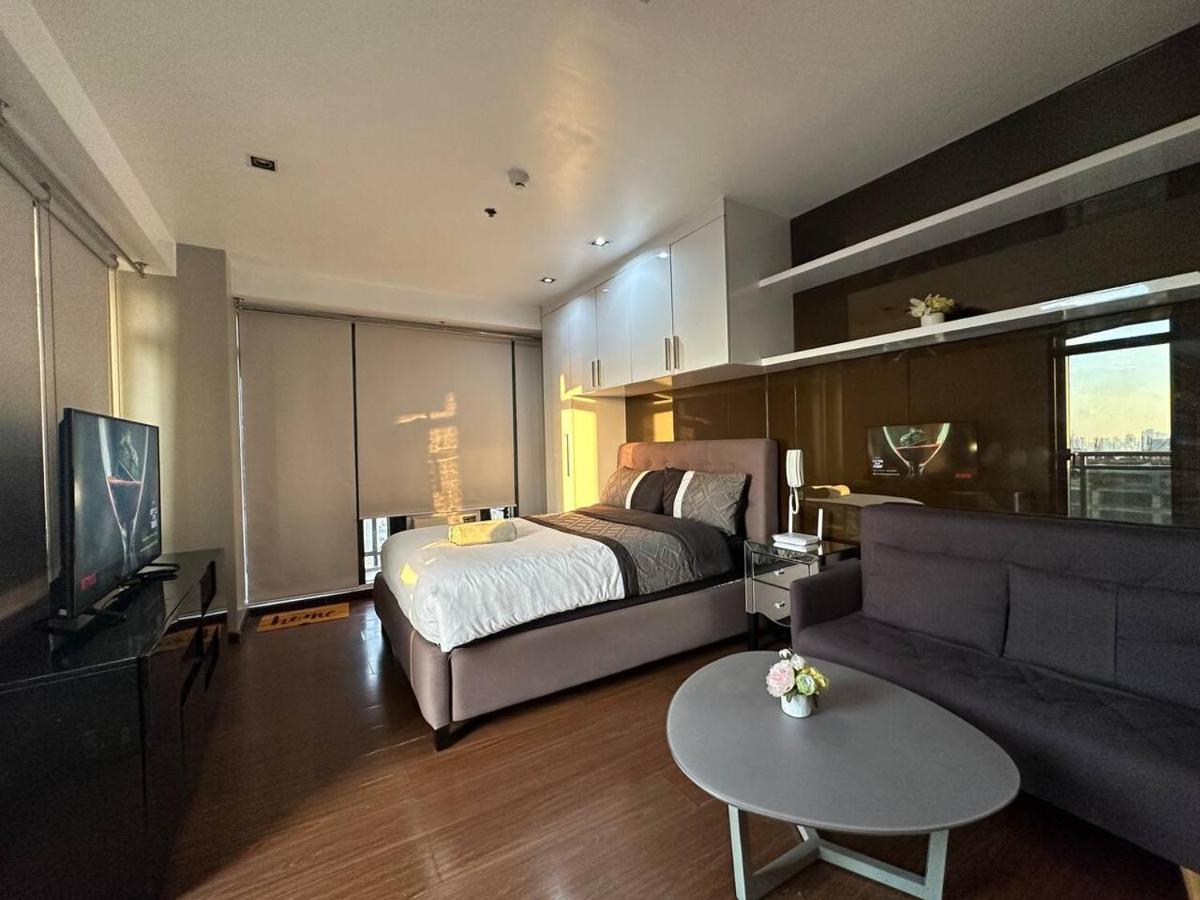 Homestyle Rare Find Corner Studio With 2 Balconies In The Gramercy Residences Manila Exterior photo