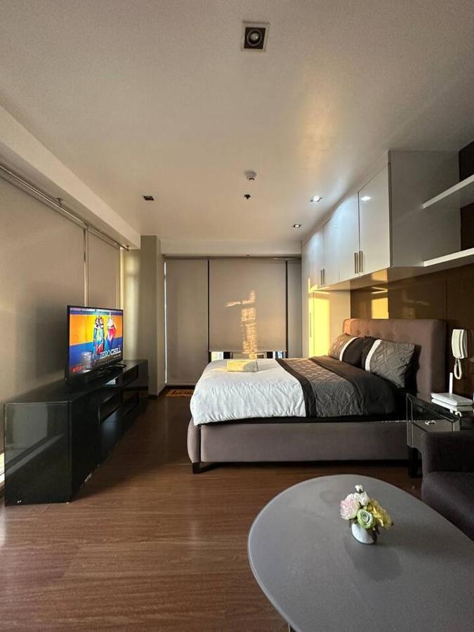 Homestyle Rare Find Corner Studio With 2 Balconies In The Gramercy Residences Manila Exterior photo